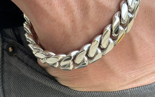 Make a Statement With Personalized Custom Bracelets