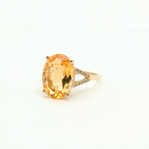 Yellow Gold Cocktail Ring with Oval Brilliant Cut Citrine Gemstone